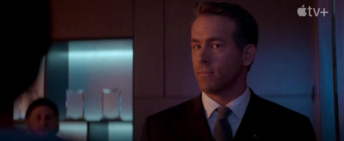 Обложка: кадр из трейлера «В духе Рождества» (2022)