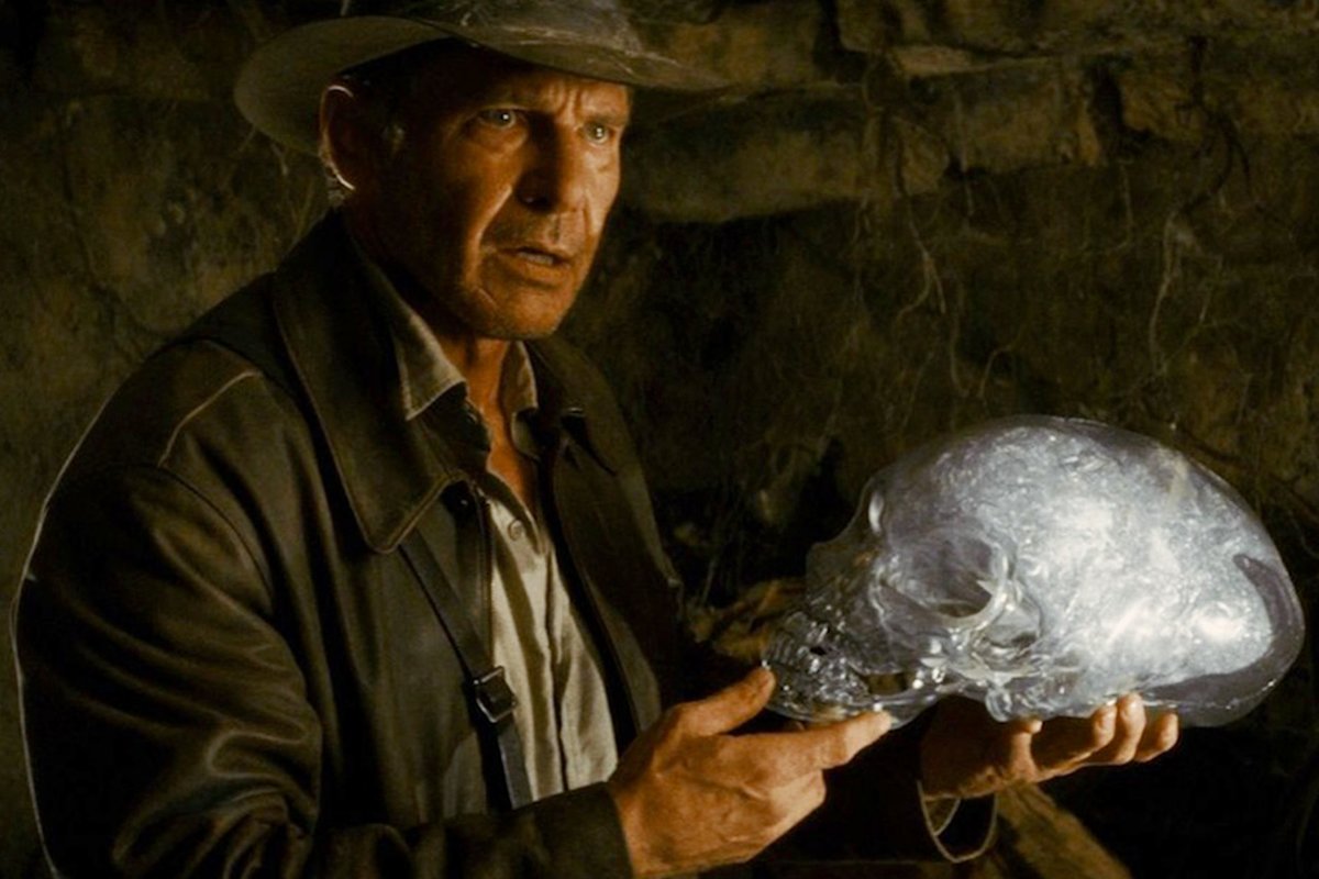 Обложка: кадр из фильма «Индиана Джонс и Королевство хрустального черепа»