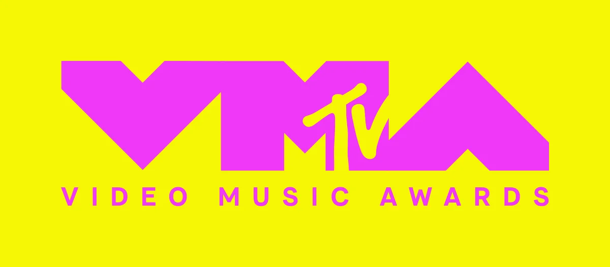 Стали известны победители церемонии MTV Video Music Awards 2022 - изображение 1