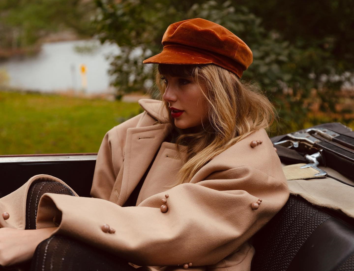 Обложка: фото из соцсетей Тейлор Свифт