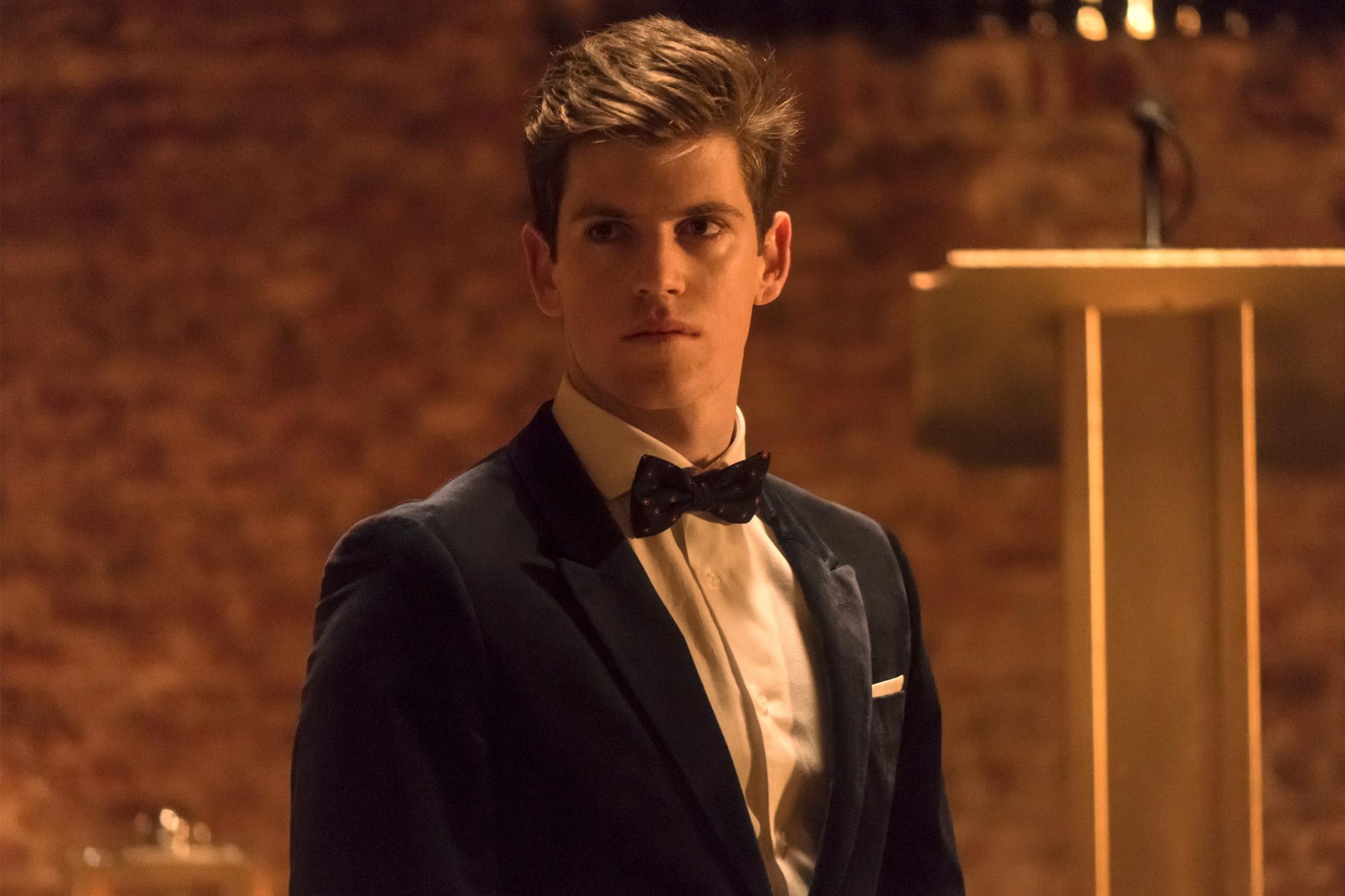 Обложка: кадр из сериала «Элита» (2018—…)