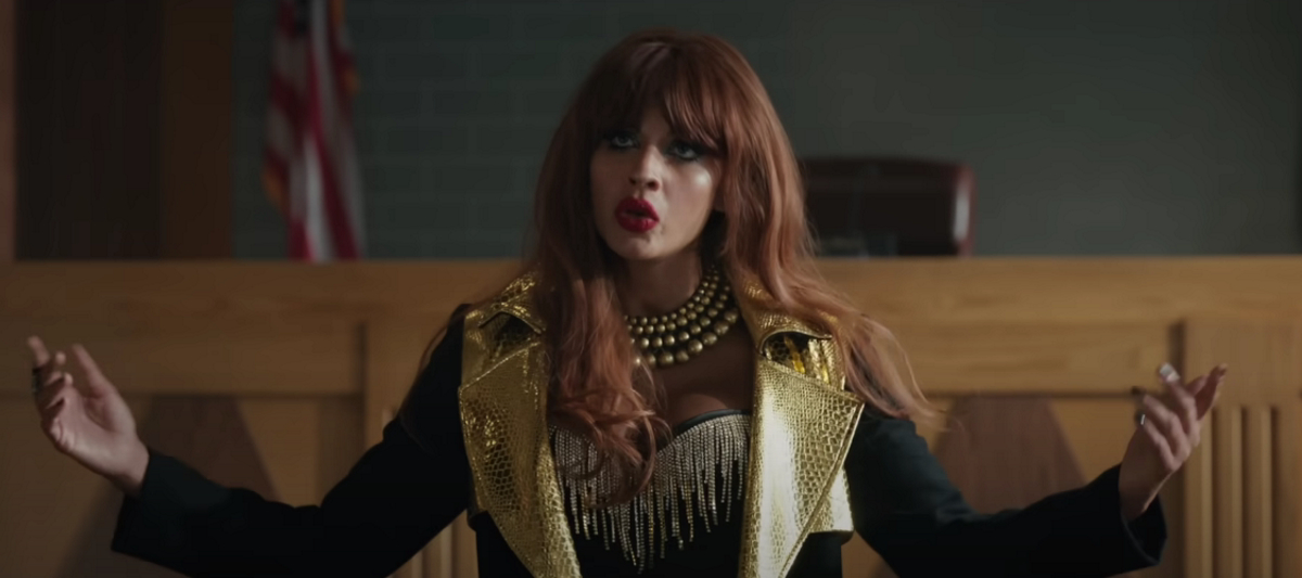 Обложка: кадр из сериала «Женщина-Халк» (2022)