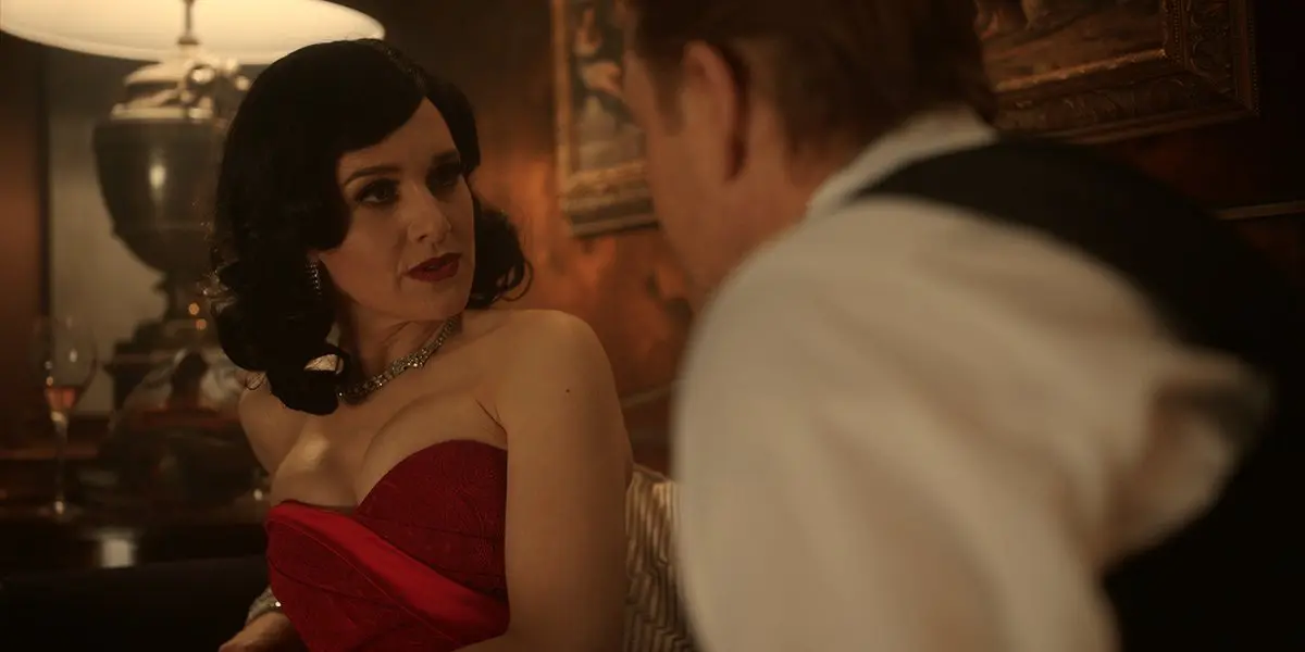 Обложка: кадр из сериала «Сквозь снег»