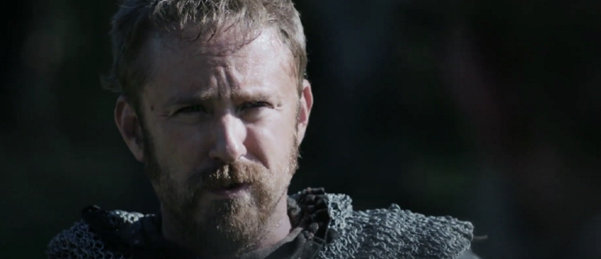 Обложка: кадр из фильма «Средневековье» (2022)