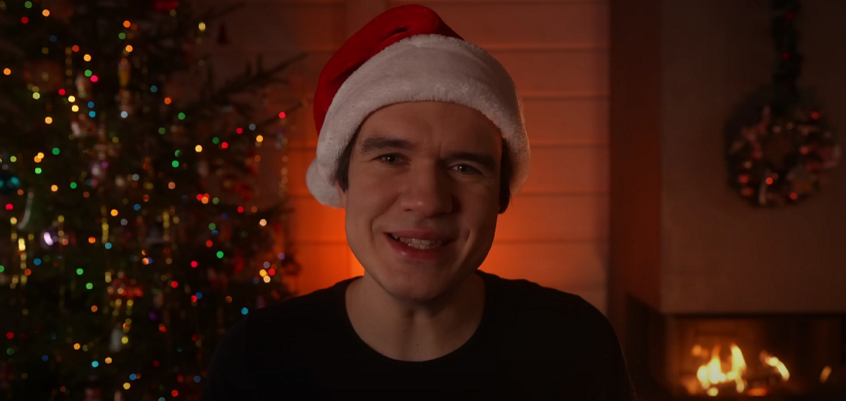 Обложка: скриншот «Канобу» // YouTube-канал BadComedian