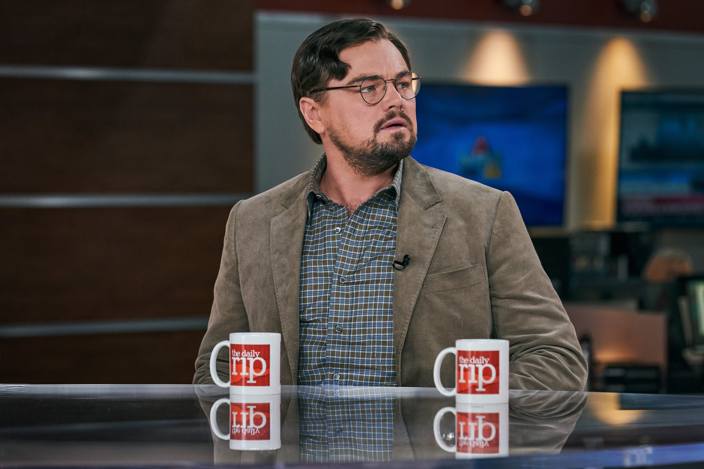 Обложка: Леонардо ДиКаприо в фильме «Не смотрите наверх» (2021)