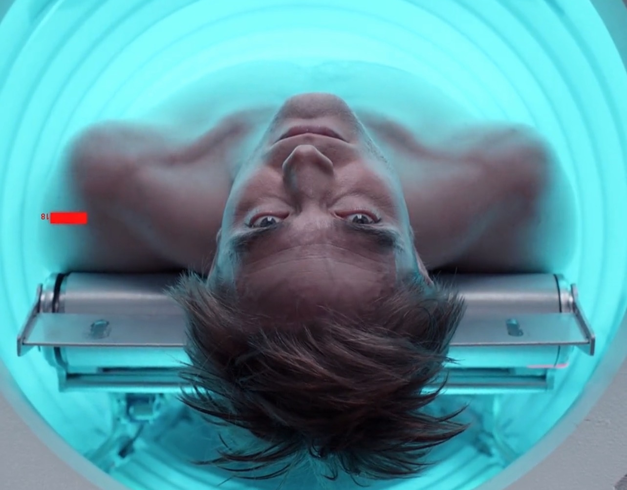 Обложка: кадр фильма «Микки 17» (2024)