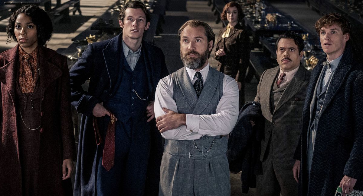 Обложка: кадр из фильма «Фантастические твари: Тайны Дамблдора»