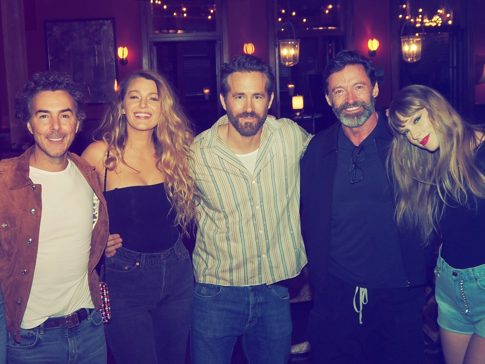 Обложка: фото из соцсетей Шона Леви