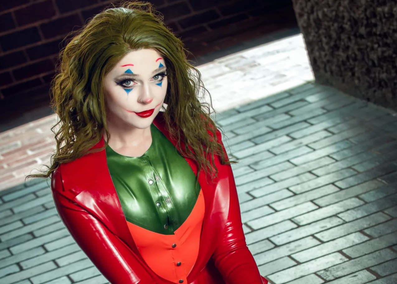 Обложка: фото @satindress.cosplayphotography