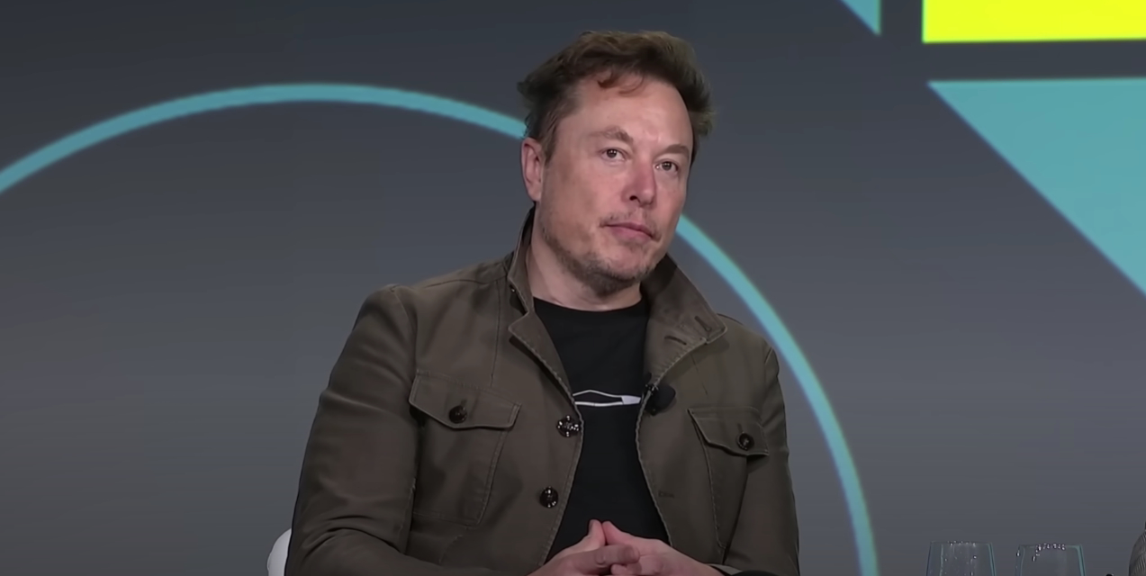 Обложка: скриншот «Канобу» // YouTube-канал EEITV