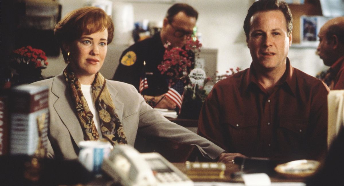 Обложка: кадр из фильма «Один дома 2»