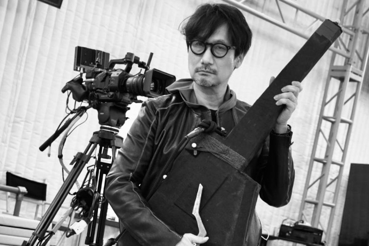 Обложка: Twitter Хидео Кодзимы