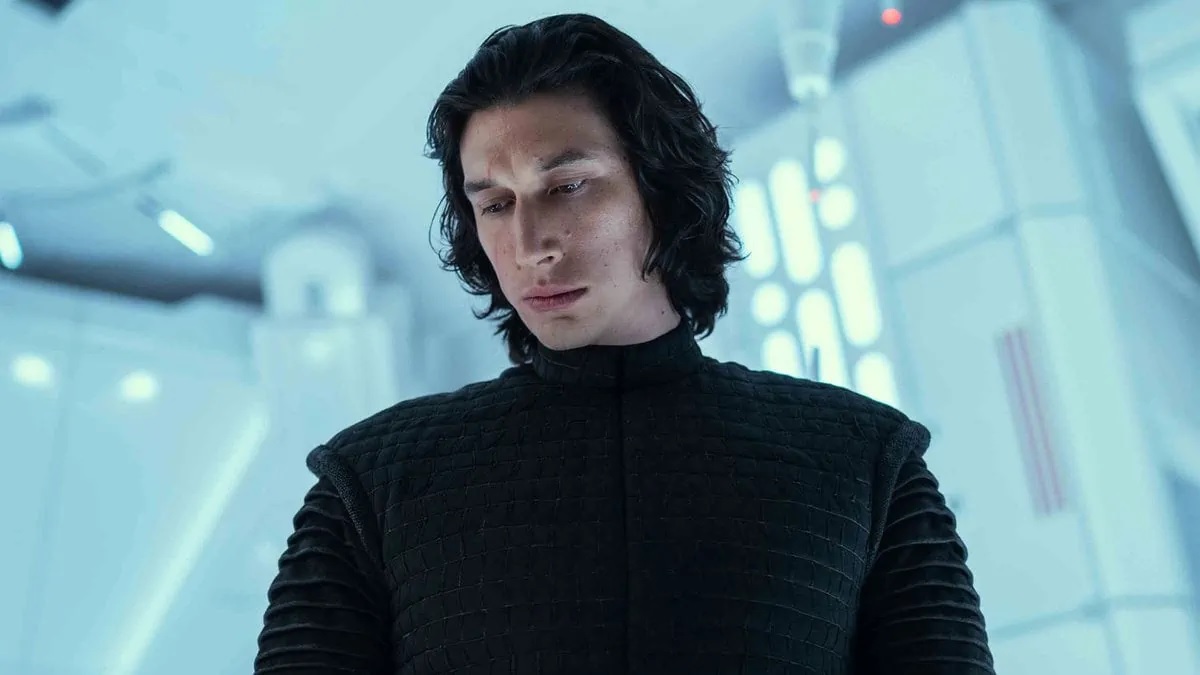 Обложка: Адам Драйвер в «Звёздных войнах»