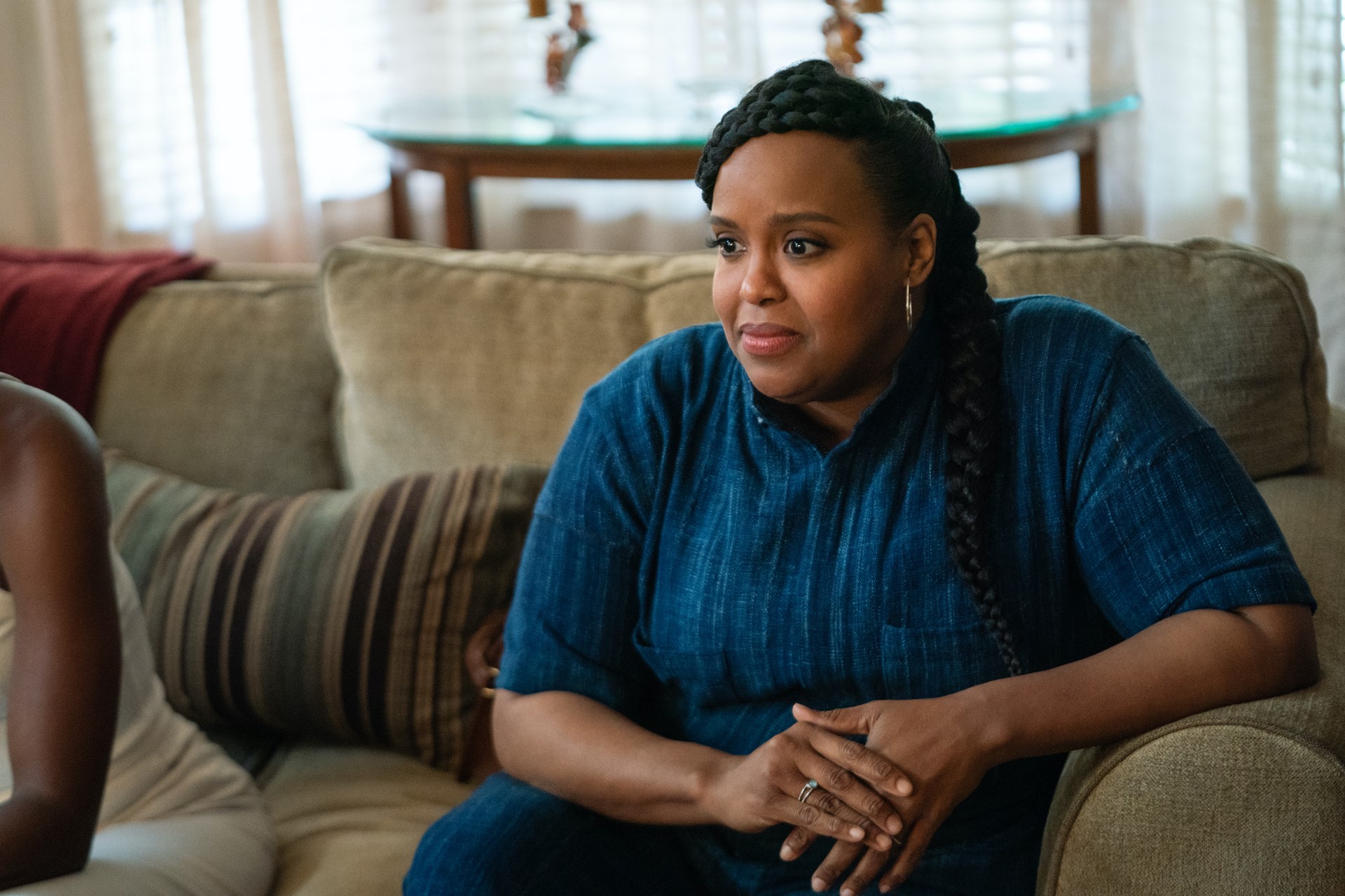 Обложка: кадр из сериала «Белый лотос» (2021—…)