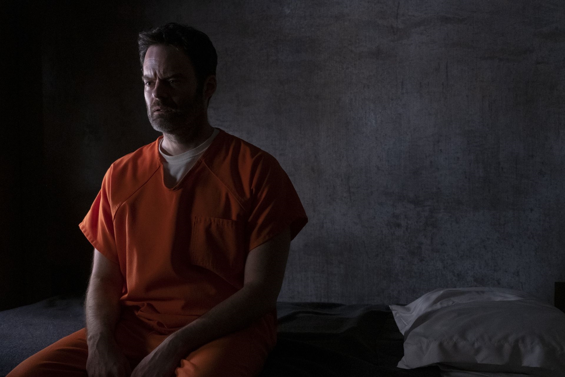 Обложка: кадр из сериала «Барри» (2018—2023)