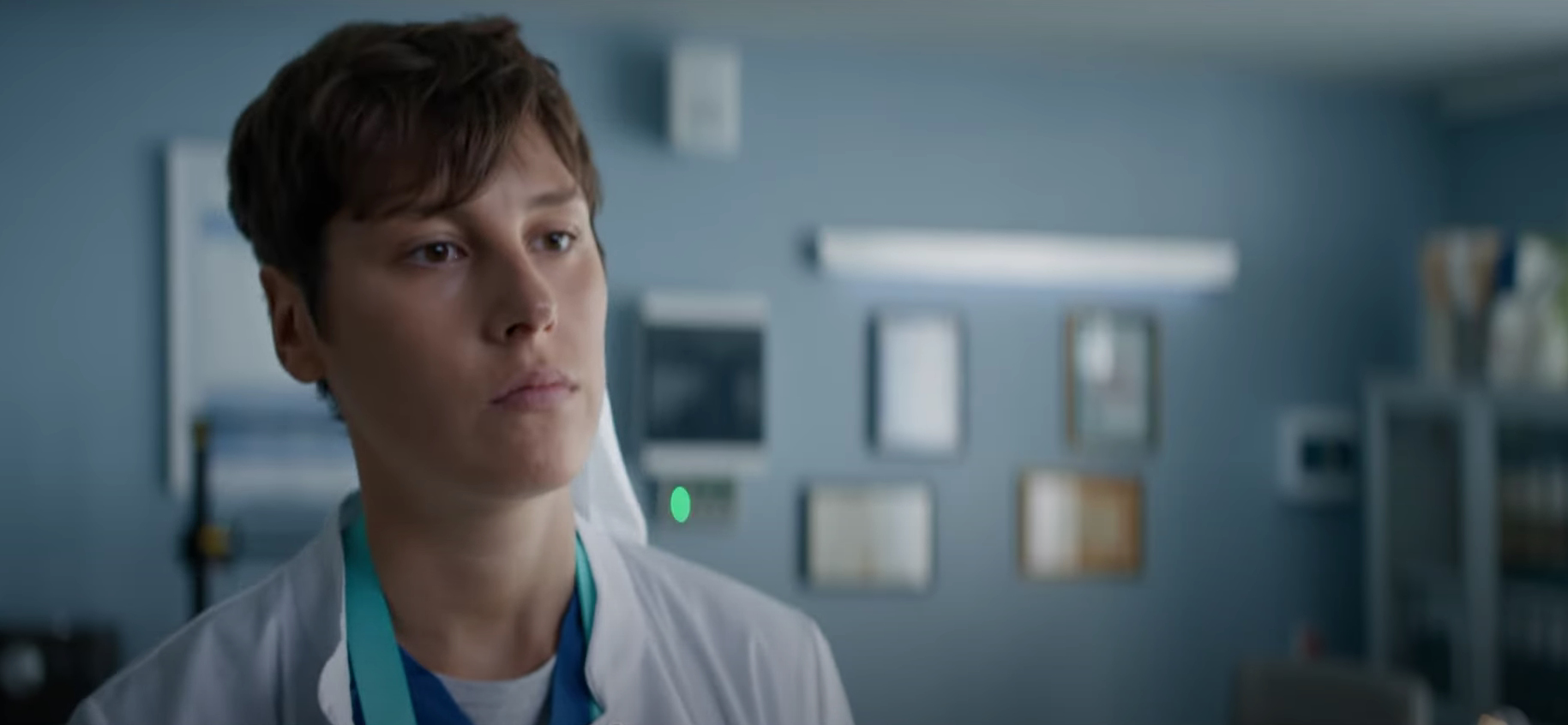 Обложка: кадр из трейлера «Дыхания» (2023)