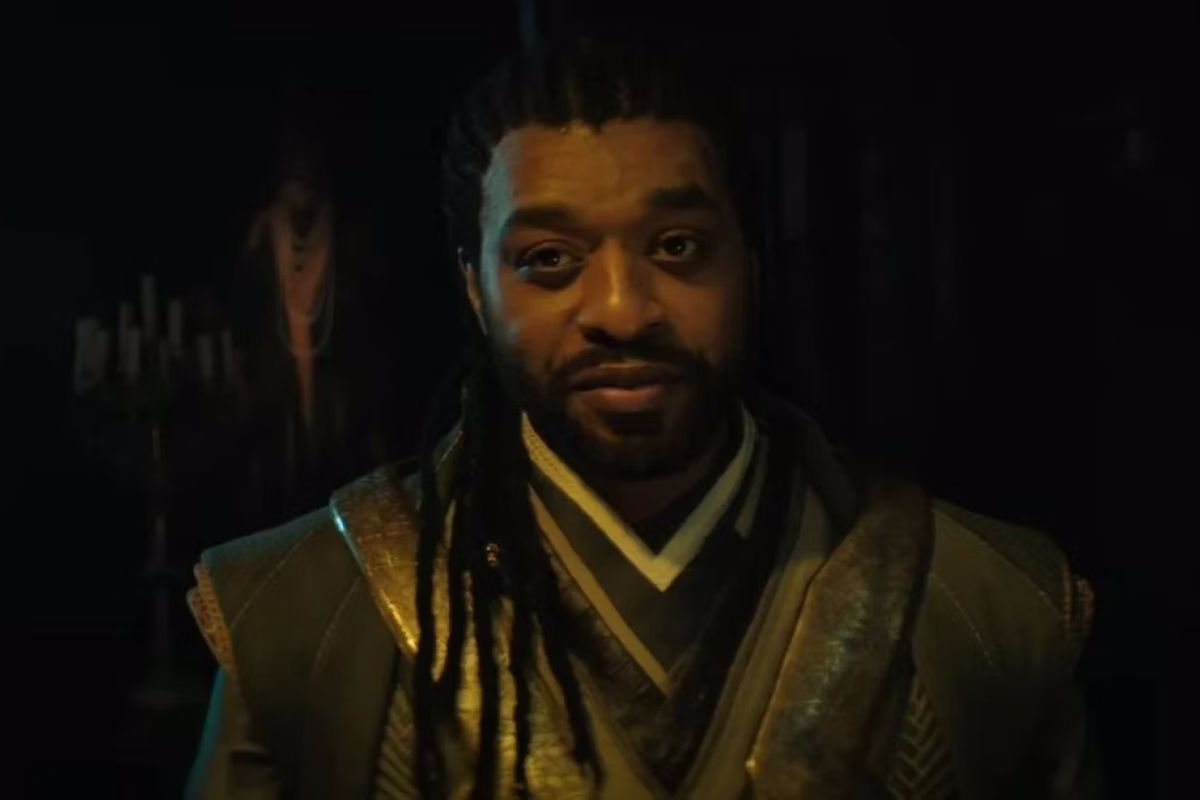 Обложка: кадр из фильма «Доктор Стрэндж: В мультивселенной безумия»