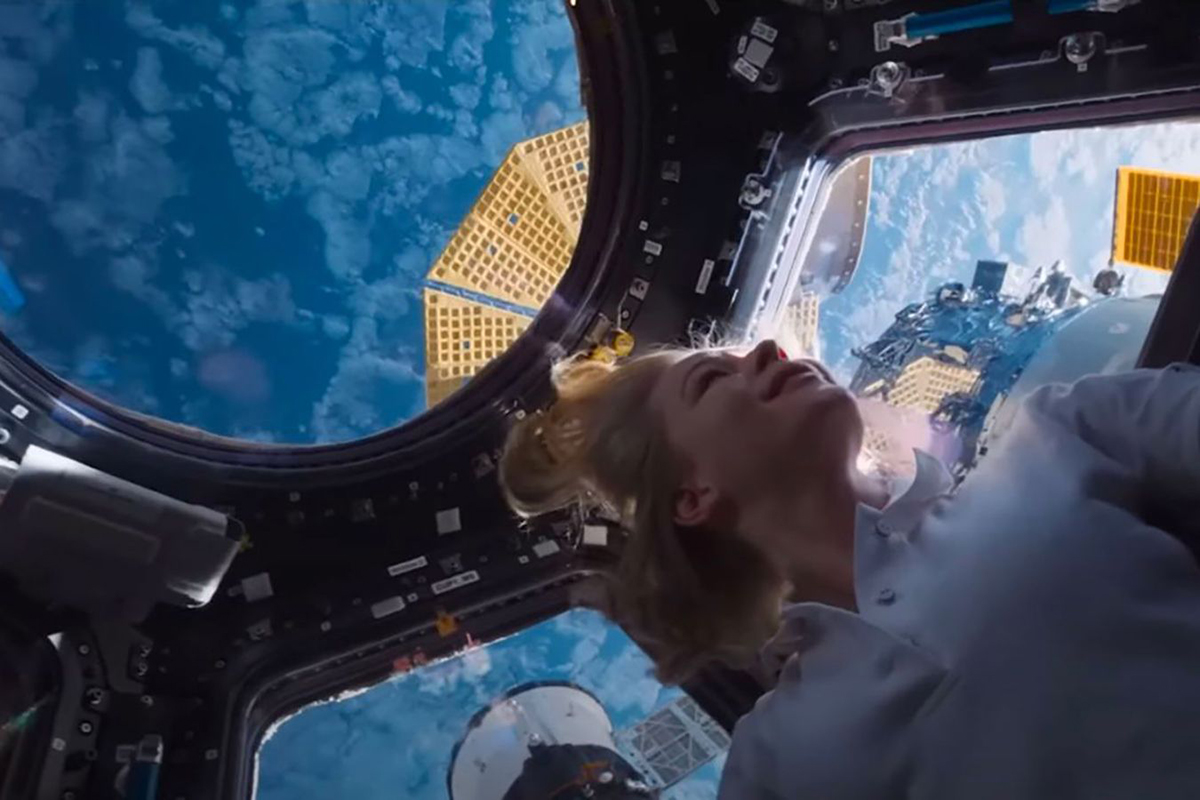 Обложка: «Вызов»