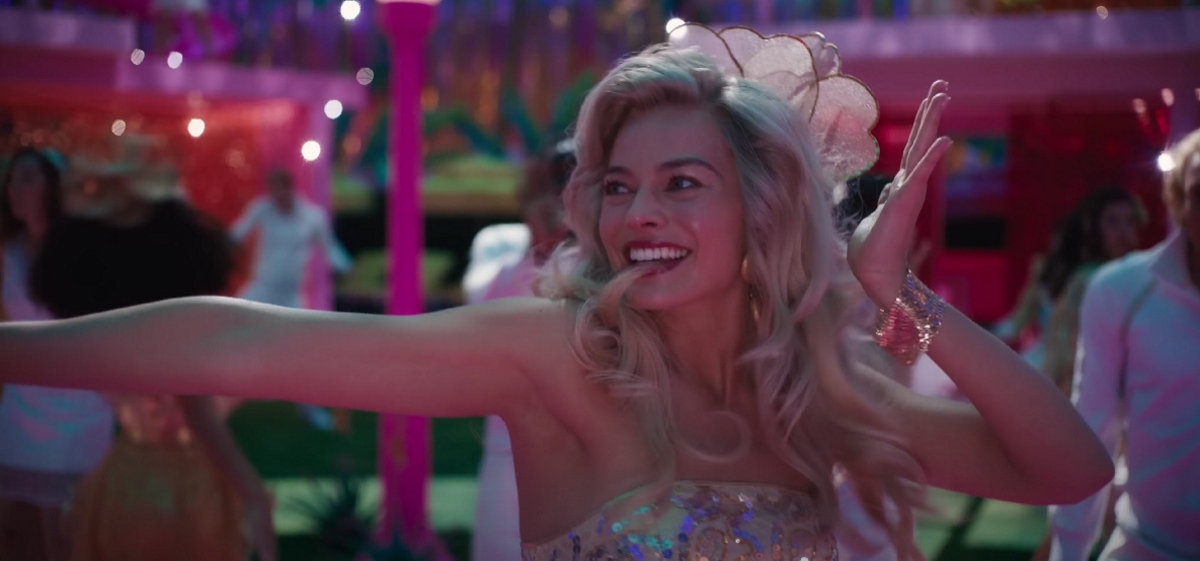 Обложка: кадр из фильма «Барби» (2023)