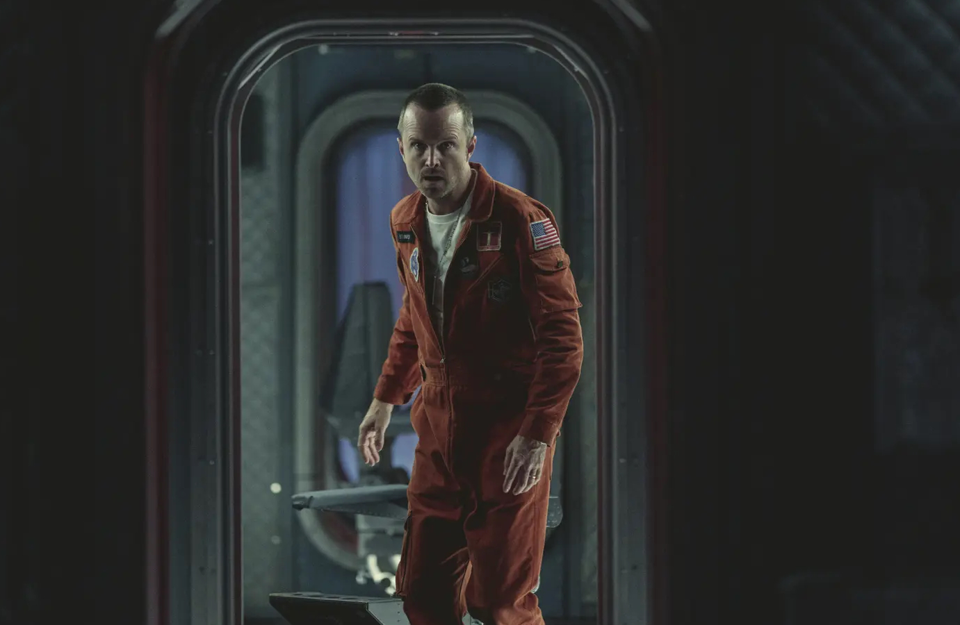 Обложка: промо сериала «Чёрное зеркало» (2011—…)