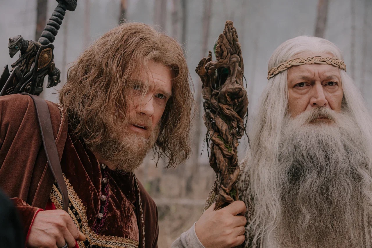 Обложка: фото со съёмок сериала «Последний богатырь. Наследие» // пресс-релиз START