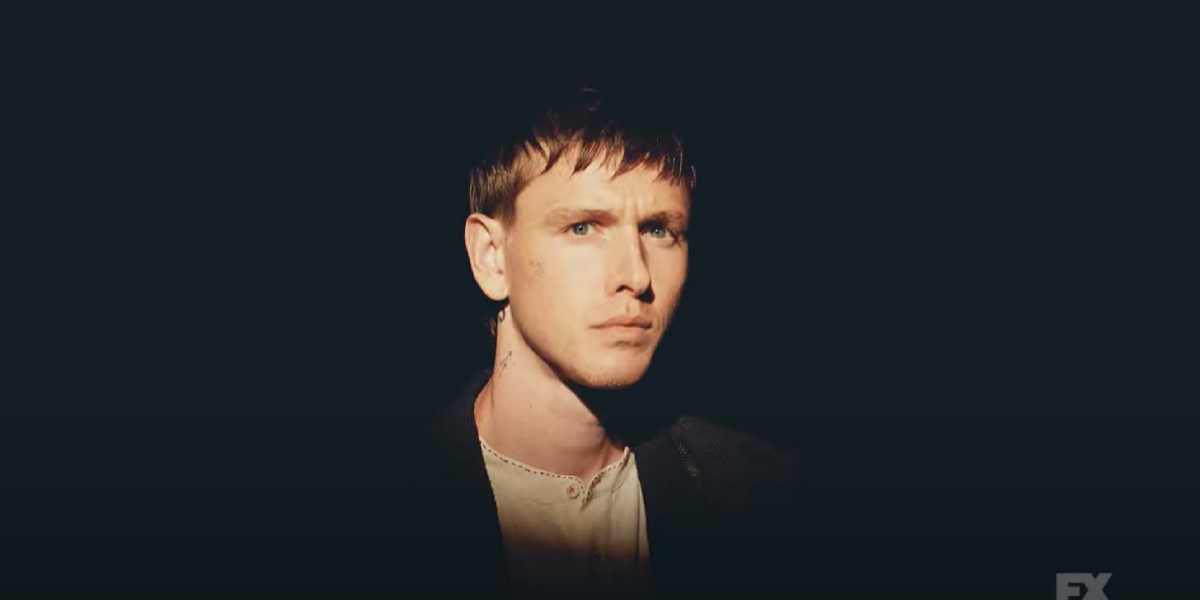 Обложка: кадр из сериала A Murder at the End of the World (2023)