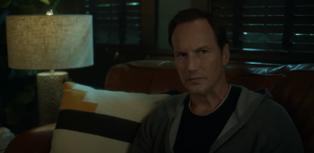 Обложка: кадр из трейлера «Астрал 5: Красная дверь» (2023)