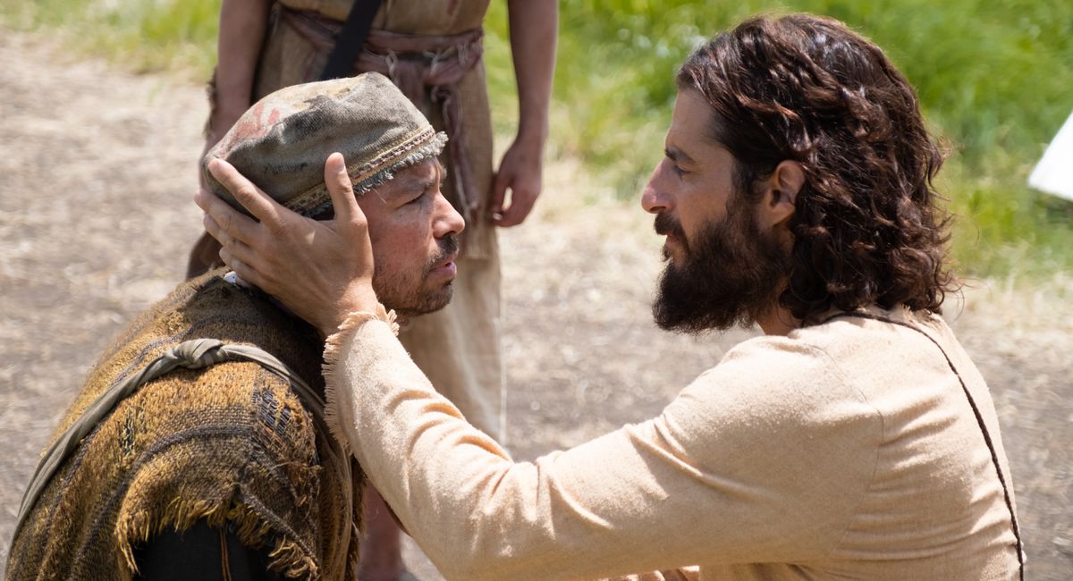 Обложка: кадр из сериала «Избранные»