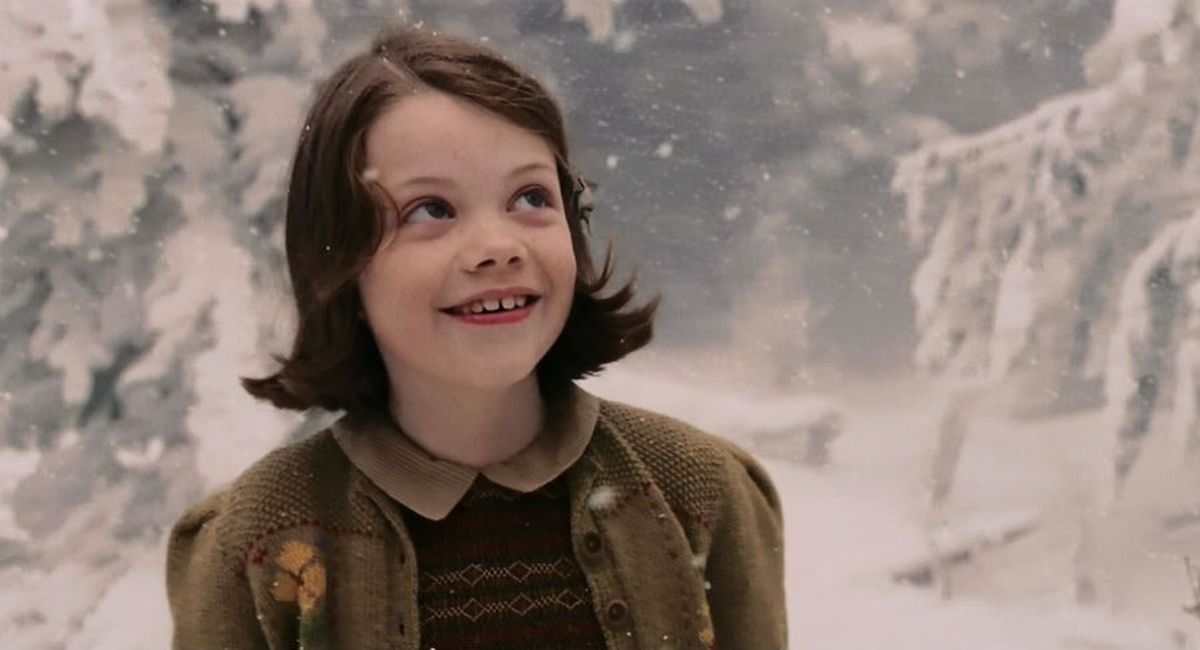 Обложка: кадр из фильма «Хроники Нарнии: Лев, колдунья и волшебный шкаф»