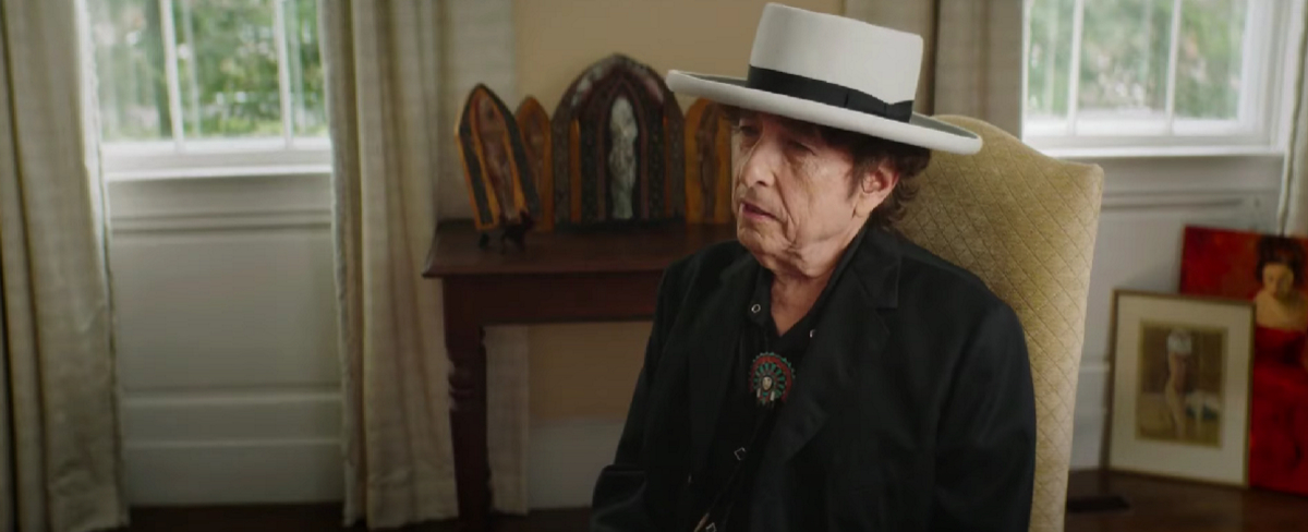 Обложка: скриншот «Канобу» // YouTube-канал Painted Passport