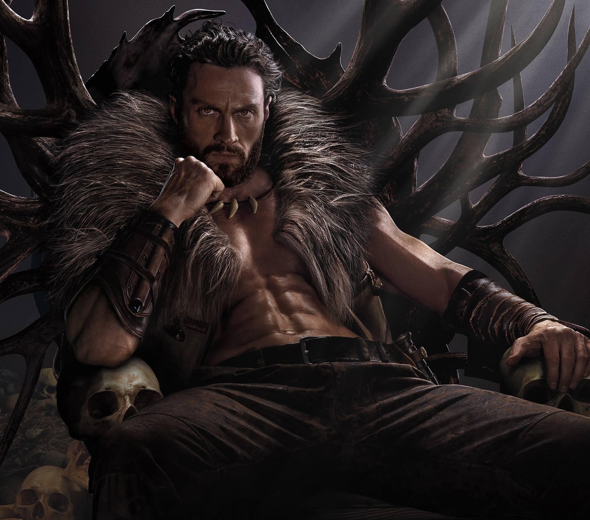 Обложка: постер фильма «Крэйвен-охотник» (2024)