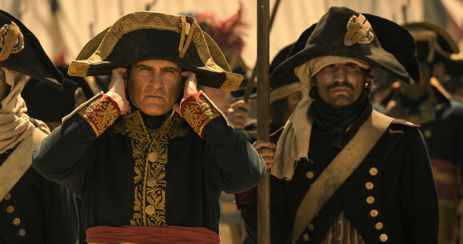 Обложка: кадр из фильма «Наполеон»