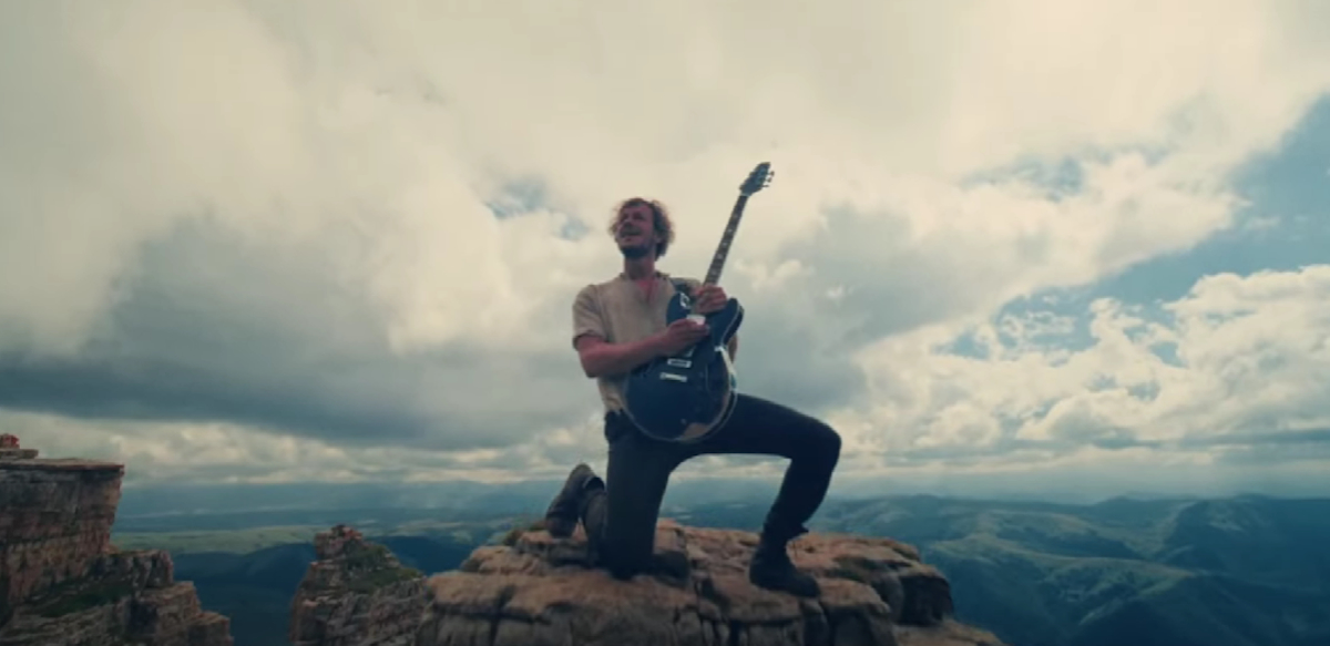 Обложка: кадр фильма «Бременские музыканты» (2024)