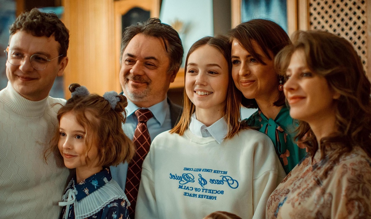 Продолжение «Папиных дочек» стало самым популярным в России на первой неделе - изображение обложка