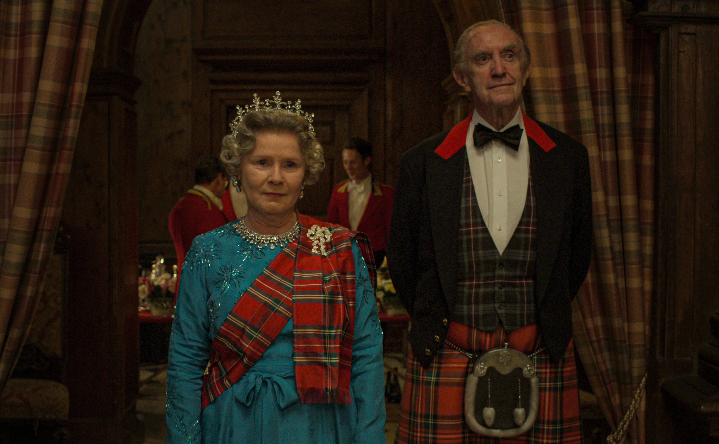 Обложка: кадр сериала «Корона» (2016—2023)