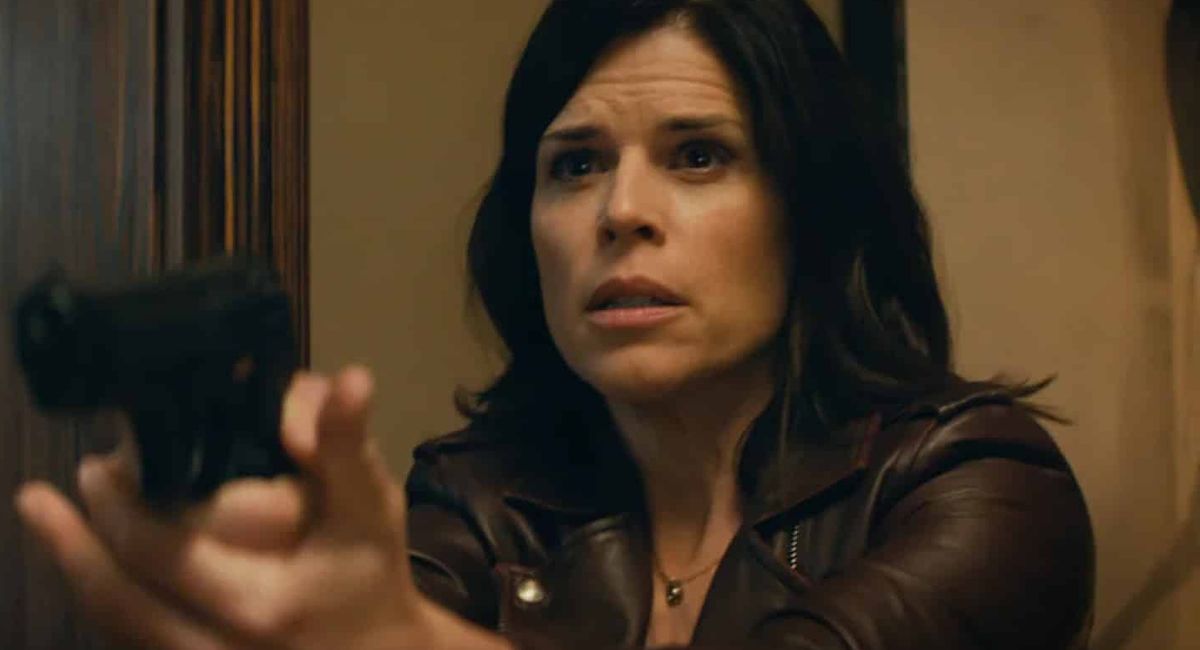 Обложка: кадр из фильма «Крик 5»