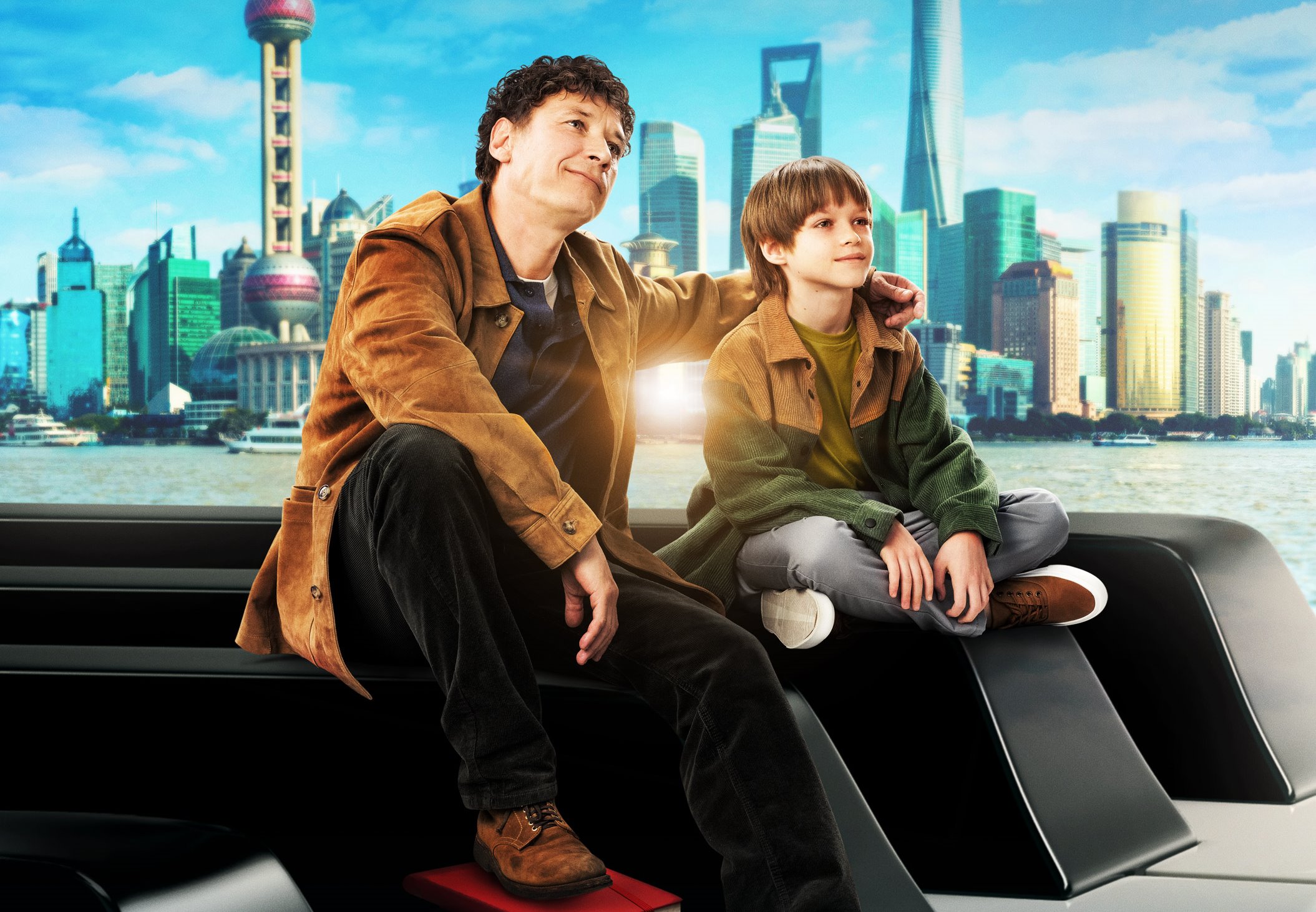 Обложка: постер фильма «Ненормальный» (2024)