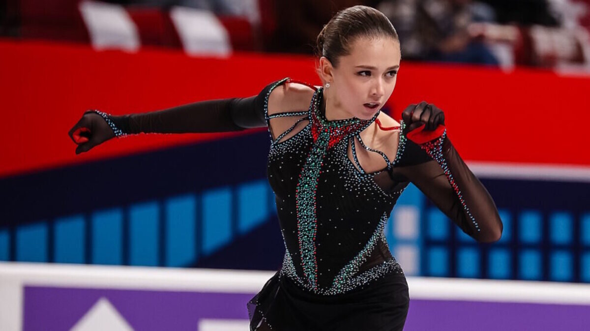 Обложка: Камила Валиева