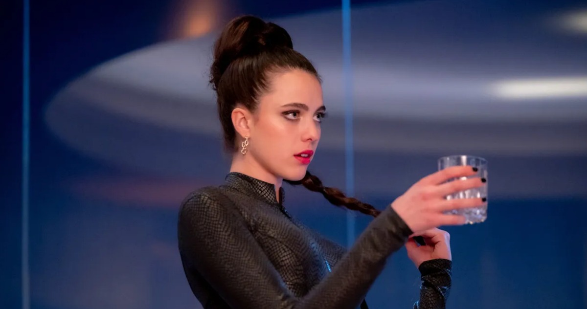 Обложка: кадр из фильма «Субстанция»