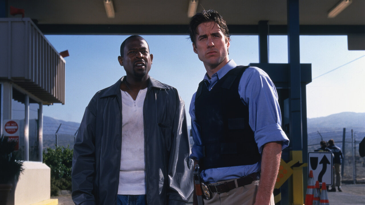 Обложка: кадр из фильма «Бриллиантовый полицейский»