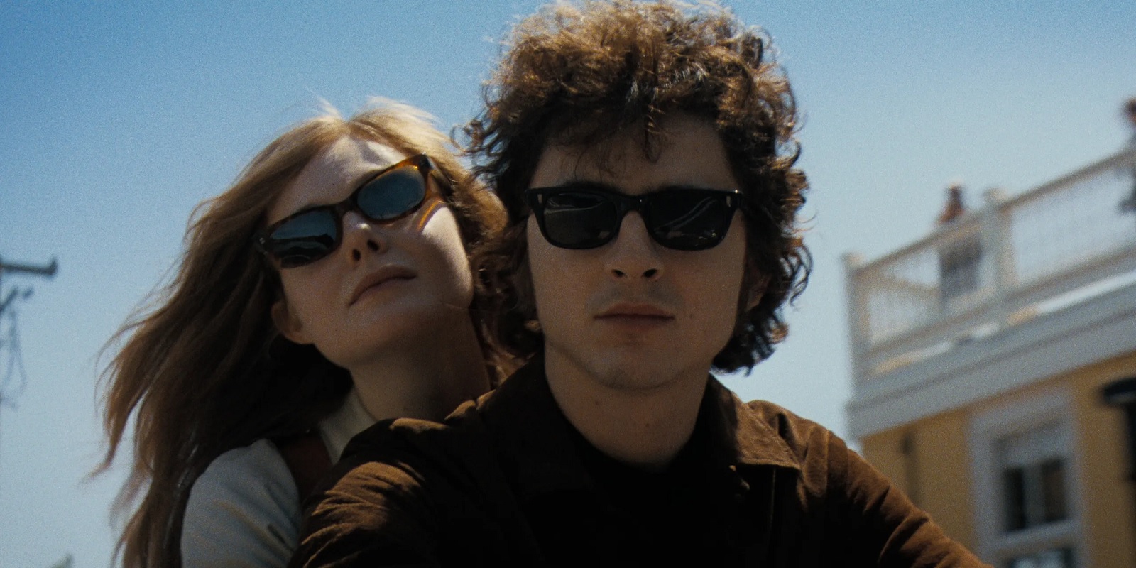 Обложка: кадр из фильма «Совершенный незнакомец»