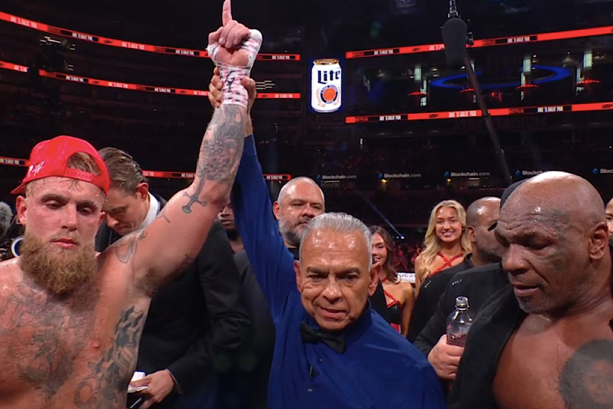 Обложка: Netflix