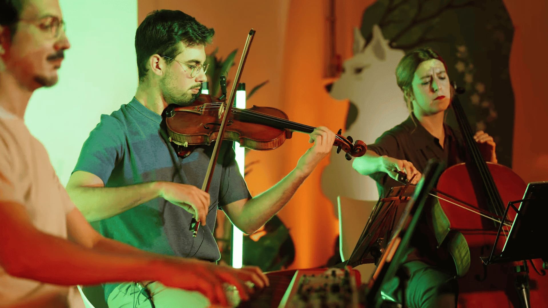 Обложка: кадр из видео Neva | Berlinist Live Concert