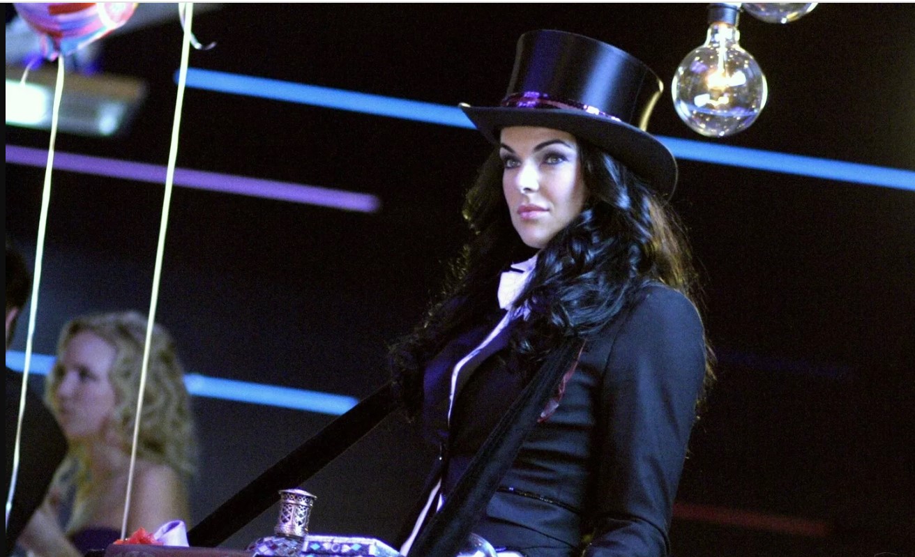 Обложка: "Тайны Смолвиля"