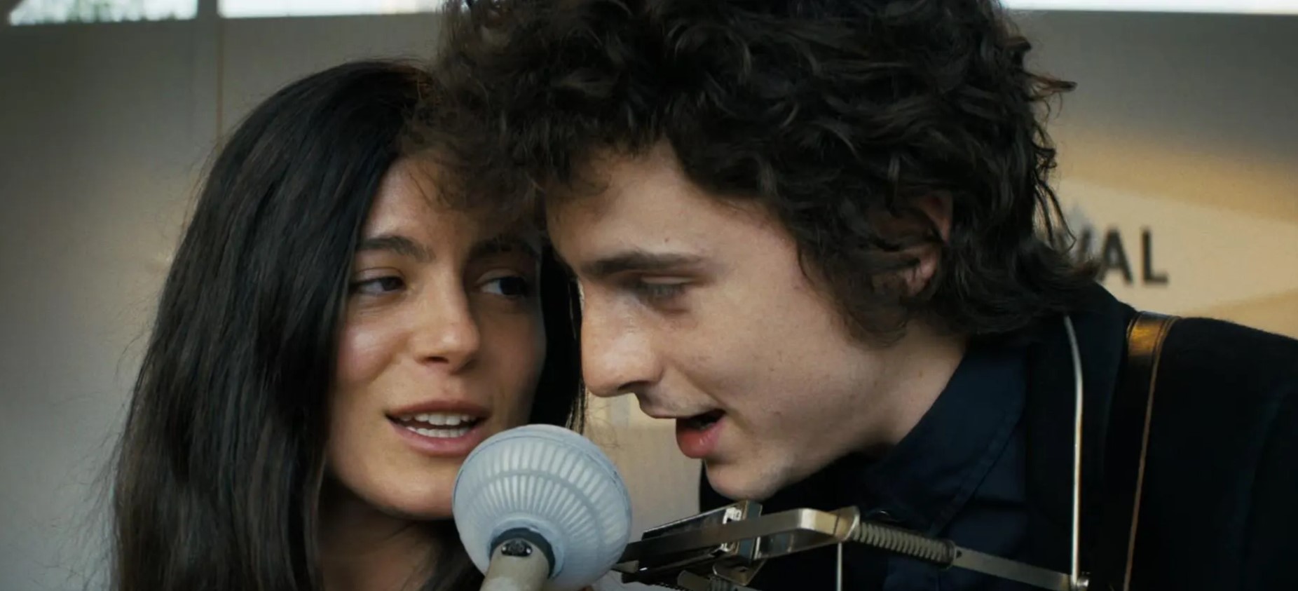 Обложка: "Боб Дилан: Никому не известный"