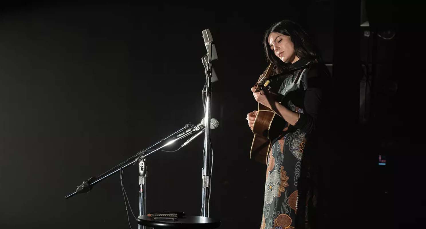 Обложка: "Боб Дилан: Никому не известный"