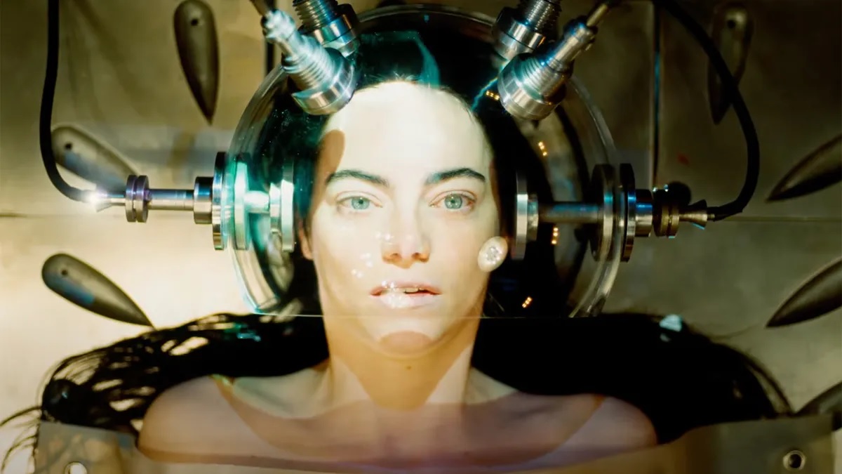 Обложка: кадр из фильма «Бедные-несчастные»