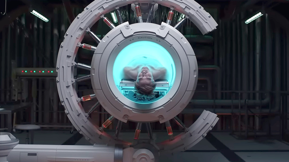 Обложка: кадр из фильма «Микки 17»