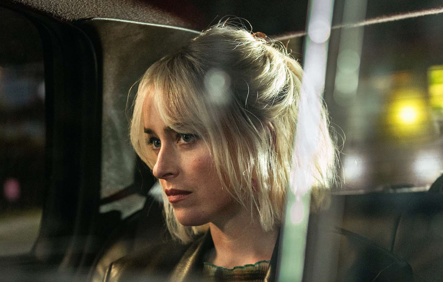 Обложка: кадр фильма «Папуля» (2023)